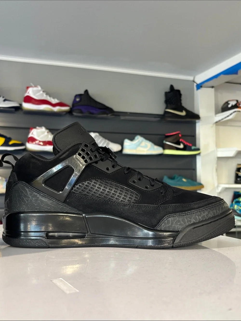 Jordan spizike low